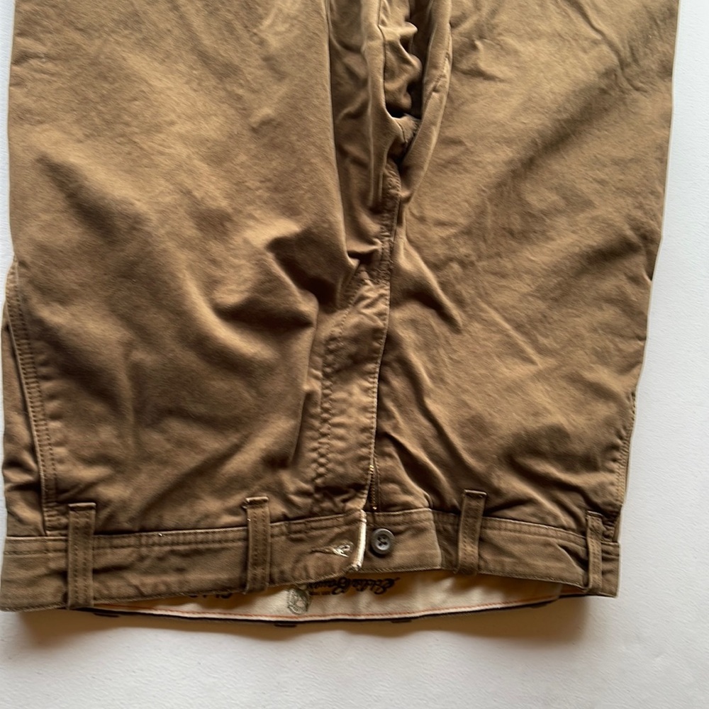 Mens Eddie Bauer Classic Fit pants.
